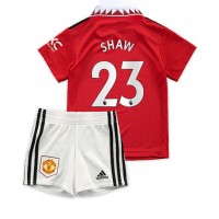 Manchester United Luke Shaw #23 Fußballbekleidung Heimtrikot Kinder 2022-23 Kurzarm (+ kurze hosen)